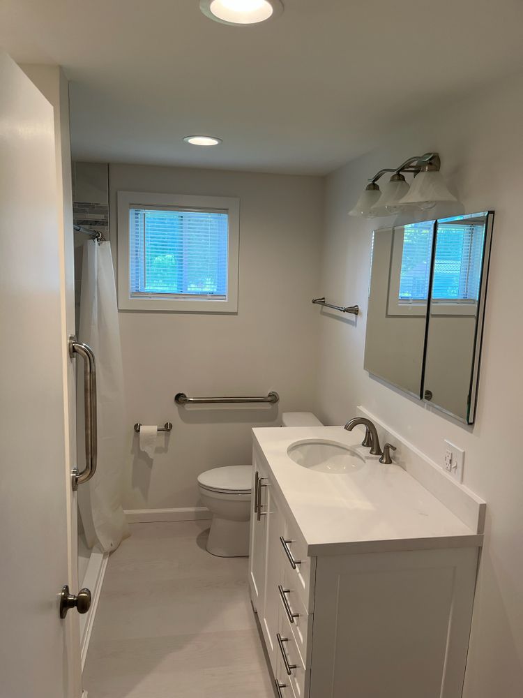 Bathrooms for John Thomas Construction LLC in Niagara, NY