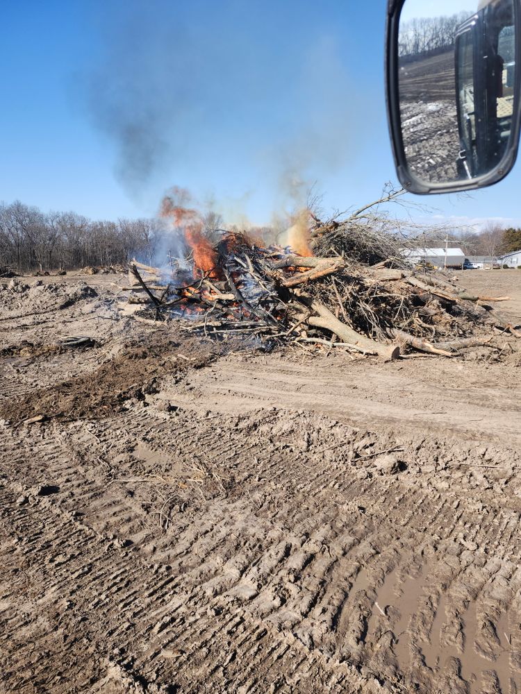 All Photos for BDS Trucking & Excavating in Litchfield, IL