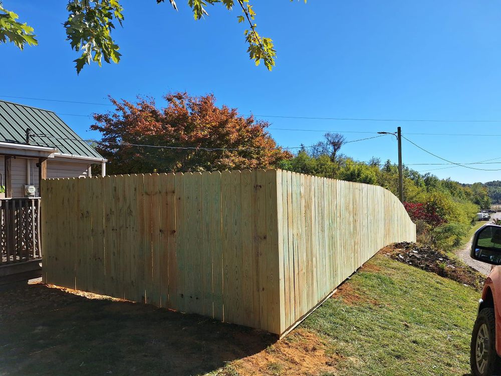 All Photos for Apex Fence in Henderson, KY