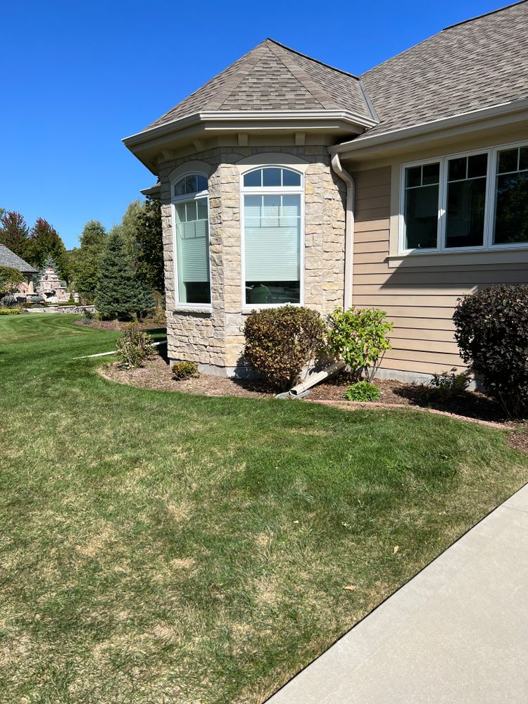 Lawn Care for Trim Seasonal Services in Milwaukee, WI