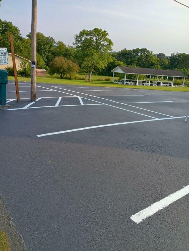 All Photos for Asphalt Animals in Sevierville, TN