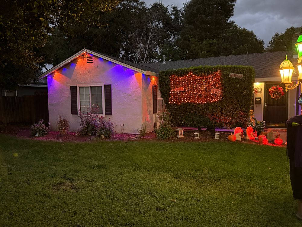 Holiday lighting  for GGG Home Services in San Jose, CA