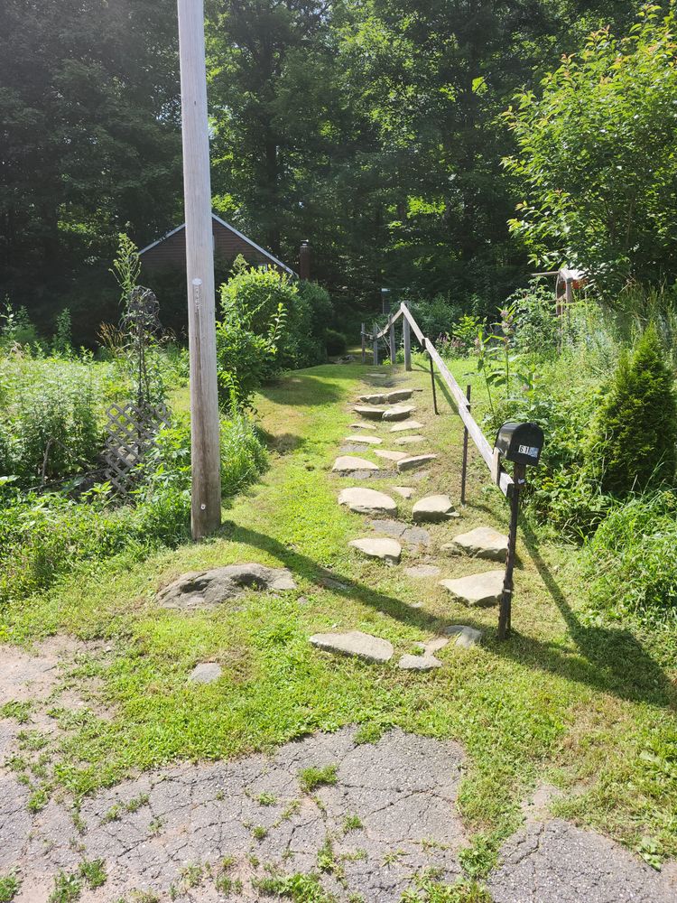 Lawn Mowing for Landscape Innovations LLC in Torrington, CT