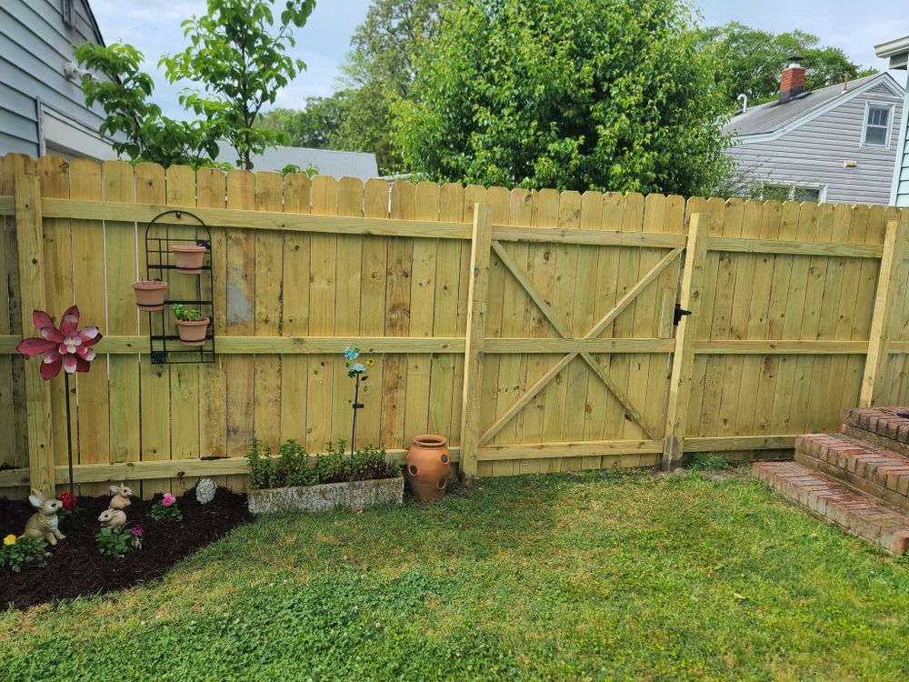 Fencing / Decking for Alpine Acquisitions in Virginia Beach, VA