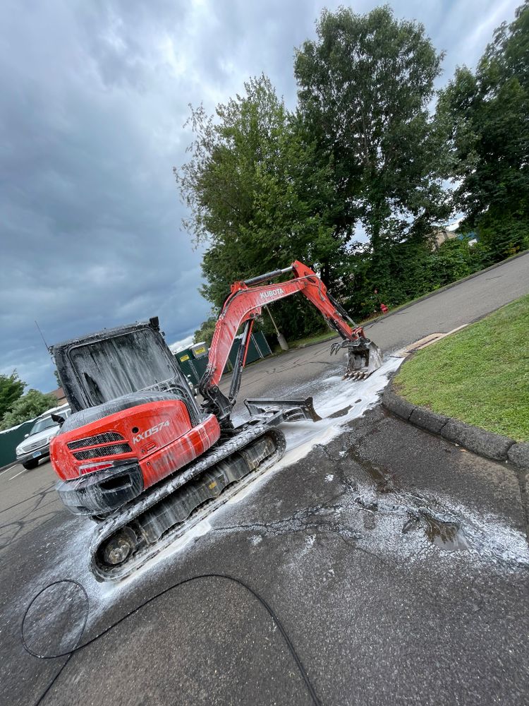 Snow Removal for CS Property Maintenance in Middlebury, CT