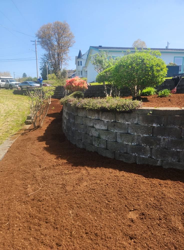All Photos for Bob's Yard Care & Landscaping in Raymond, WA