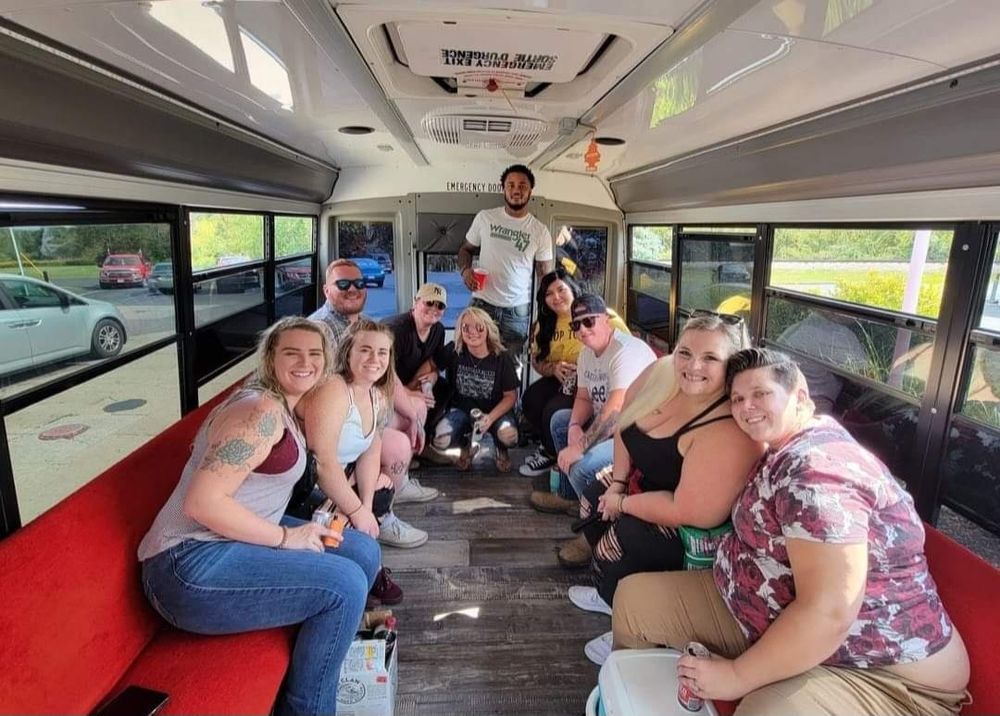 Party Bus Rental for First Class Limos and Event Planning in Springfield, OH