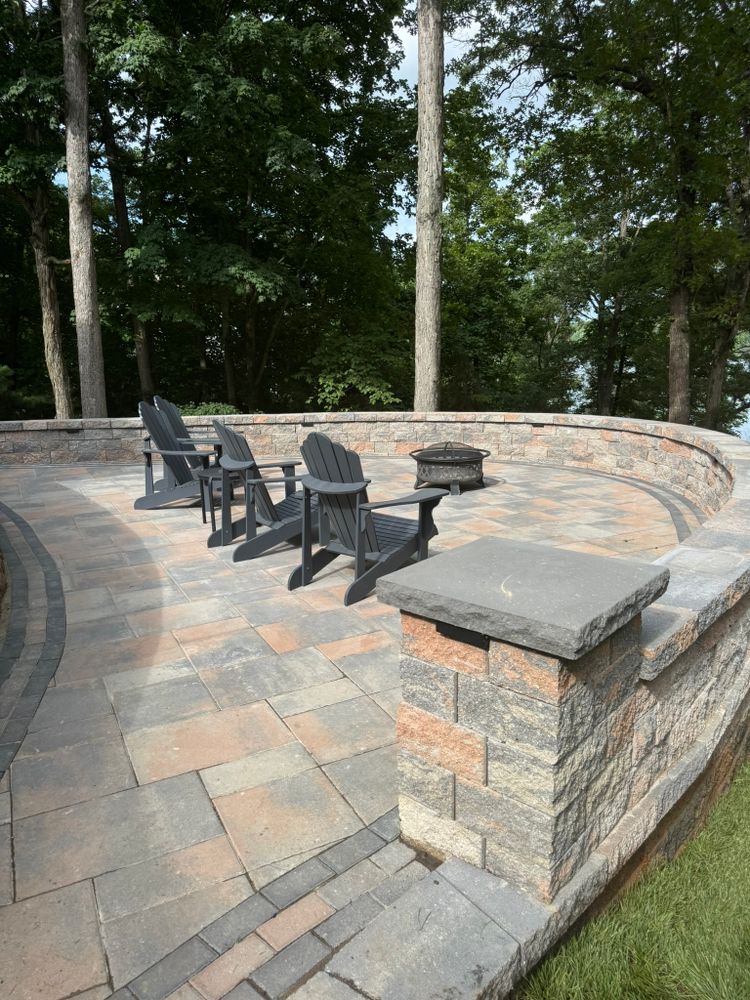 All Photos for Mayfield Landscaping in Staunton, IL
