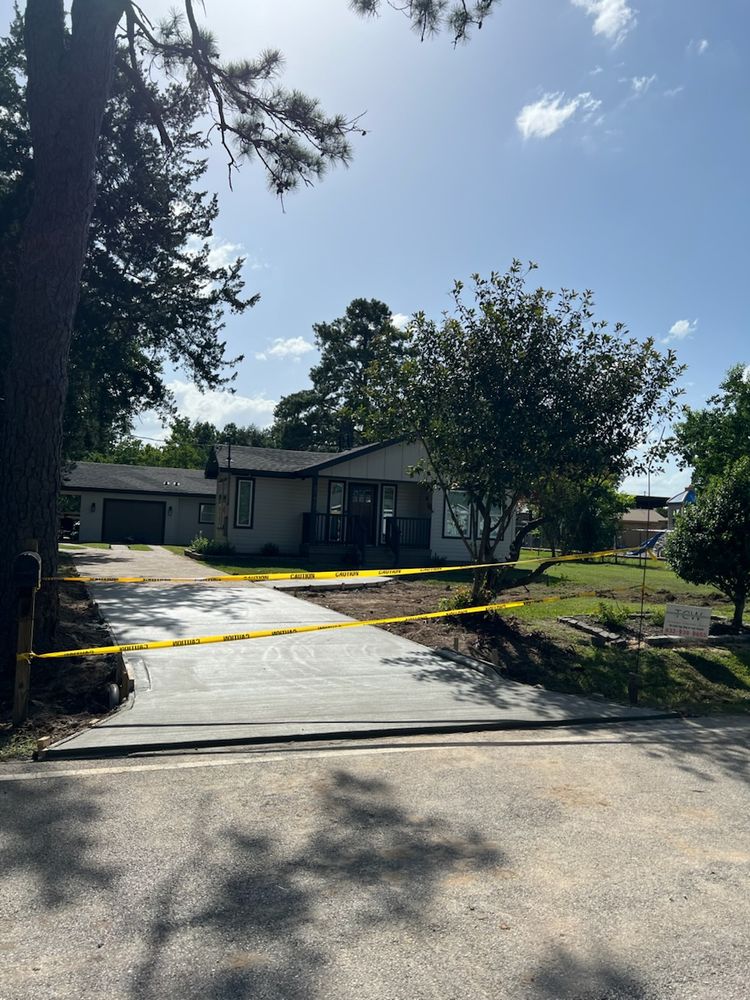 Enhance your home's curb appeal with our expert driveway services. We specialize in durable, high-quality concrete installations that ensure long-lasting beauty and functionality for your property. Satisfaction guaranteed! for Torres Construction & Concrete Worx in Alvin, TX