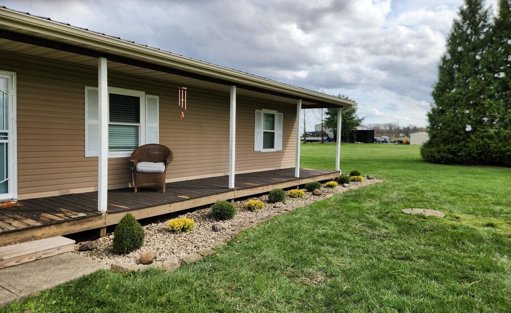 Mulching for Rose City Lawn & Landscaping in Springfield, Ohio