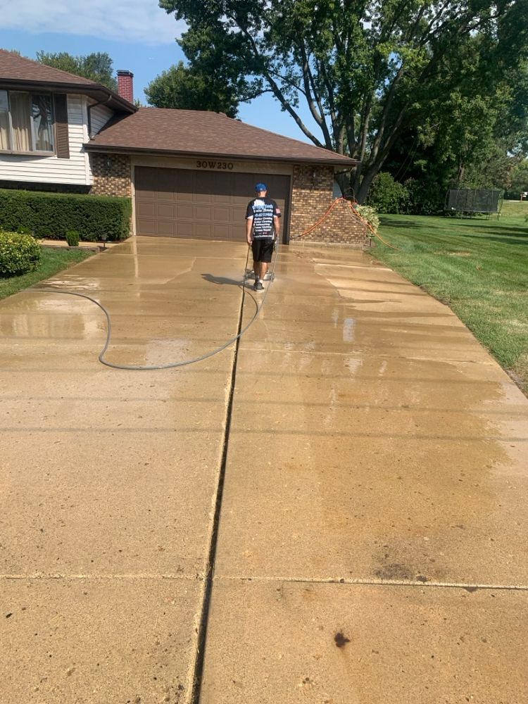 Pressure Washing for Soapy Suds Services in St. Charles, IL