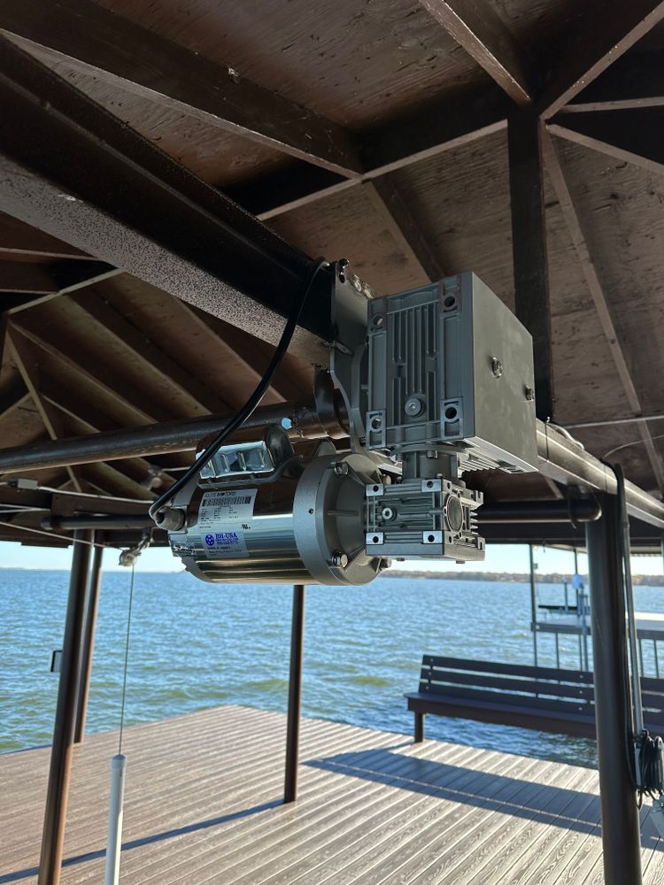 Boat hoist maintenance and repair  for BR Construction LLC  in Corsicana, TX