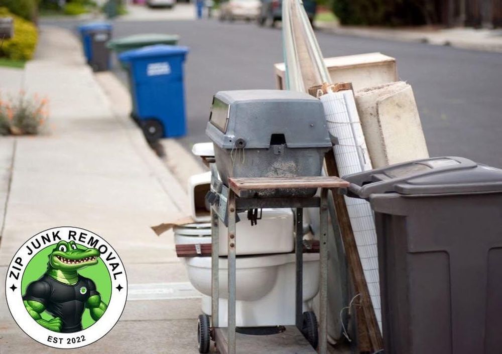 All Photos for Zip Junk Removal in Santa Rosa Beach, FL