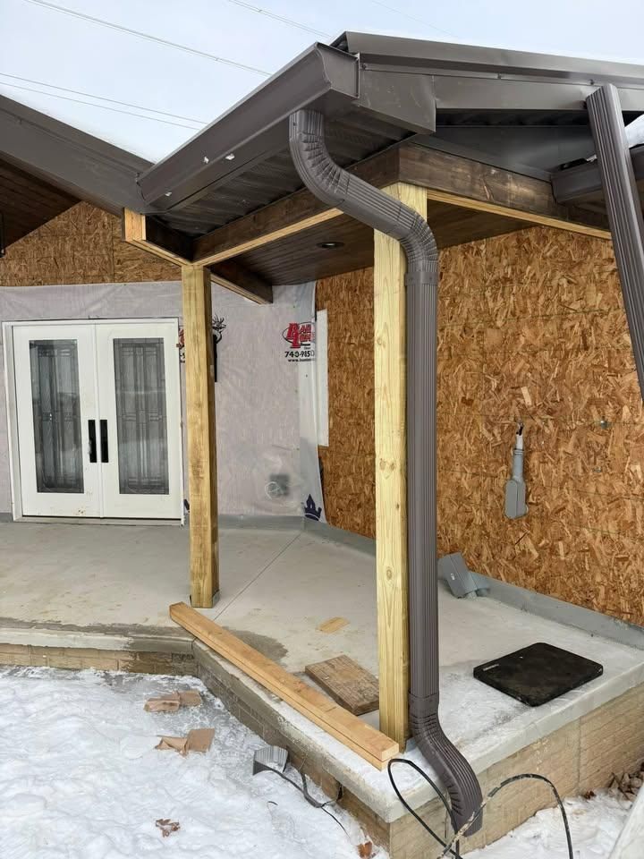 All Photos for Top Hand Roofing and Gutter in Pomeroy, OH