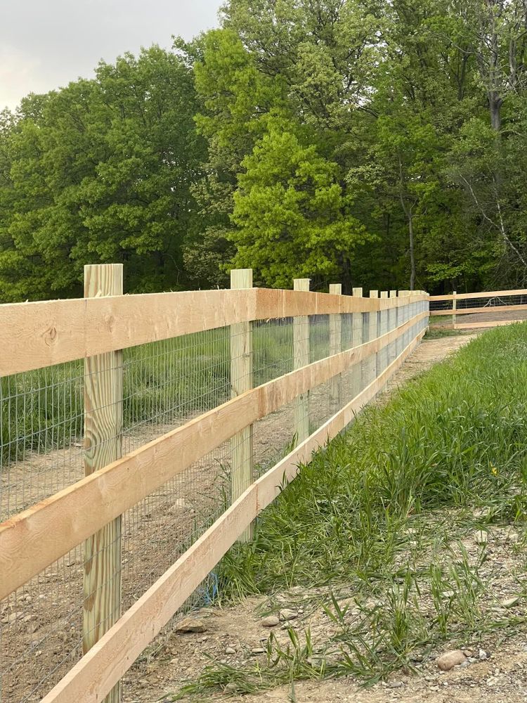 All Photos for Oakwood Fencing  in Hudson, NY 