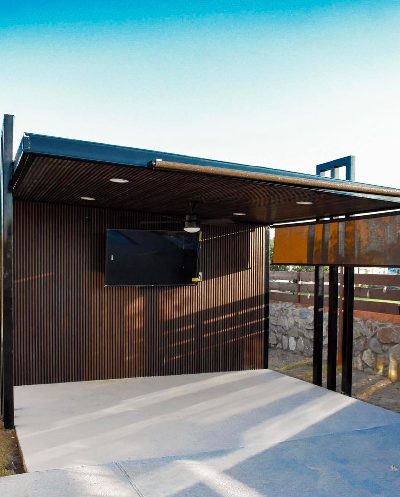 Landscaping for Inova Hardscape in El Paso, TX