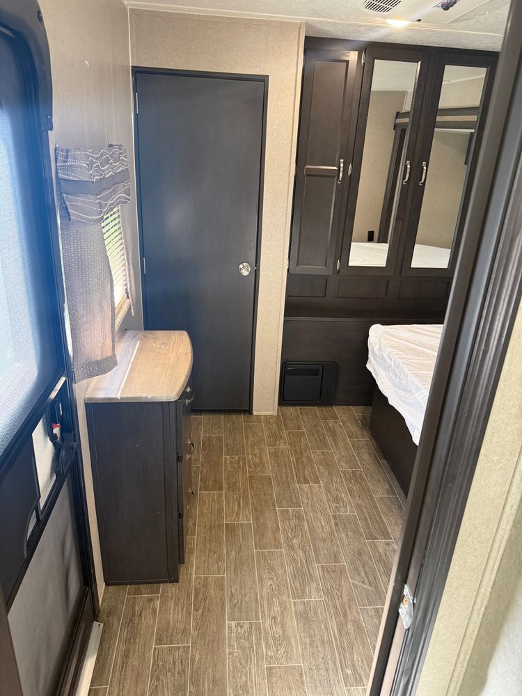 All Photos for Happy Trails RV Repair Services LLC in Akron, IN