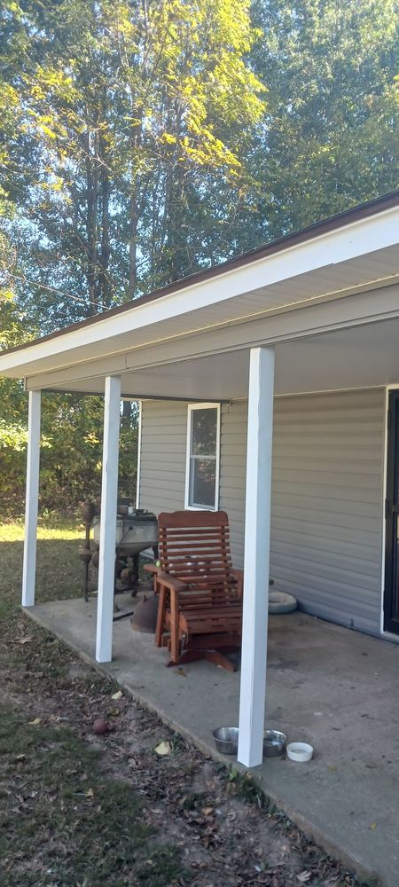 Enhance your home's curb appeal with our professional exterior painting services, offering high-quality finishes, weather-resistant products, and expert craftsmanship to ensure your home looks beautiful and protected for years. for Hightower Painting in Covington, TN