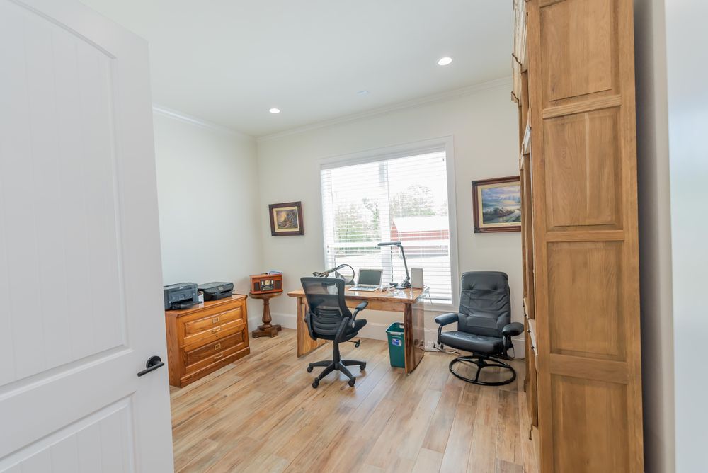 All Photos for Neely Construction & Design LLC in Chandler, TX