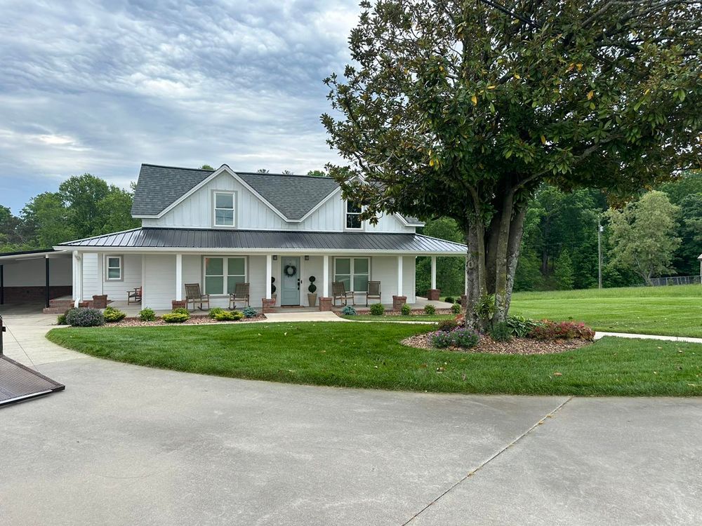 All Photos for Brixton’s Lawn Care in Wilkesboro, NC