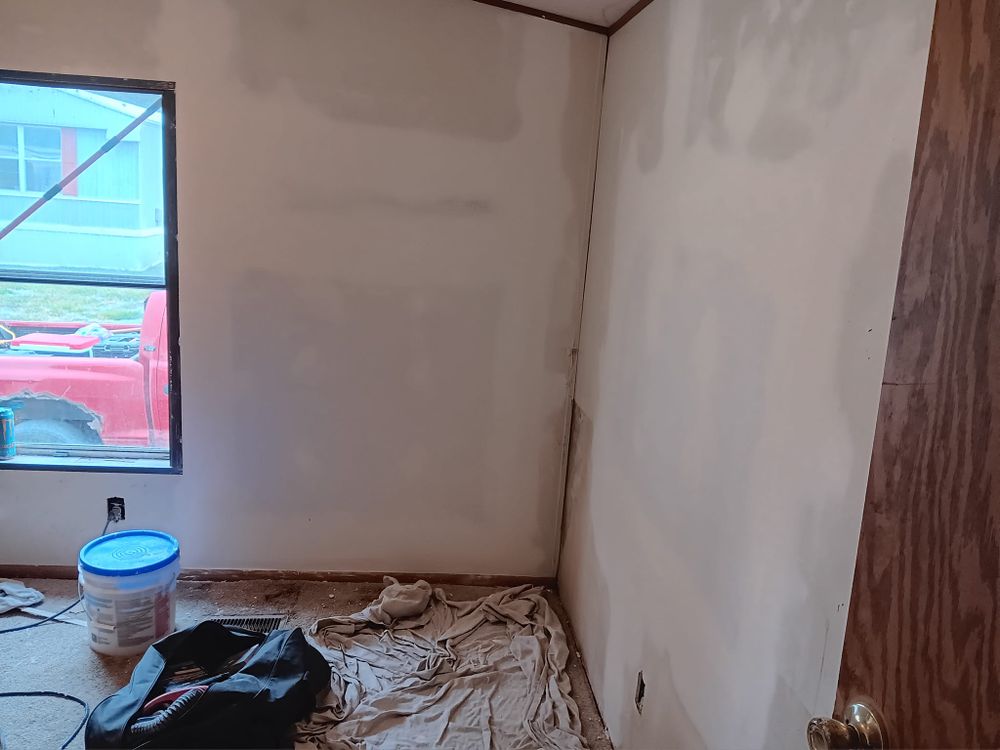 Drywall Patch and Repair for Dead Tree General Contracting in Carbondale, Illinois