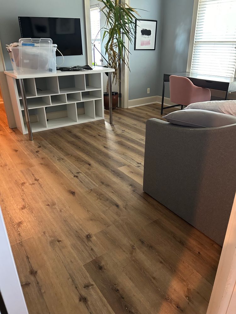 Laminate Flooring for Imperial Hardwood Floors in Olathe, KS