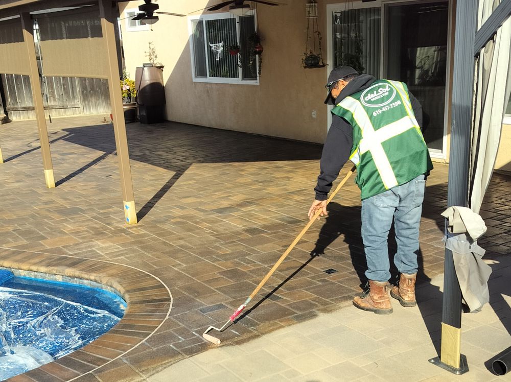 Clean and Seal Pavers  for DEL SOL PAVERS & TURF  in Santee,, CA