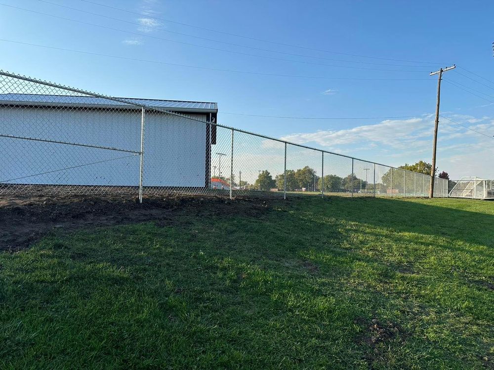 Fence Installation for Illinois Fence & outdoor co. in Kewanee, Illinois