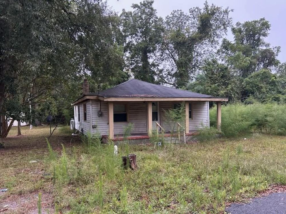 All Photos for Just Mow and Go Lawn Service, LLC in New Bern, NC