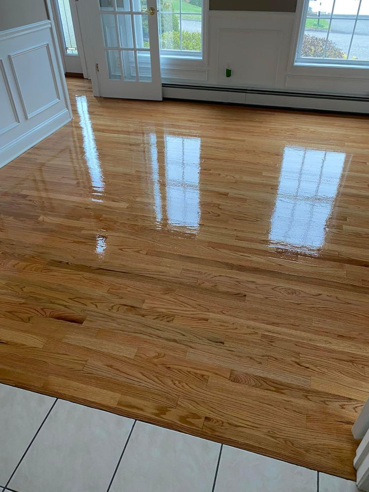 All Photos for Laura Mae Properties in Wolcott, CT