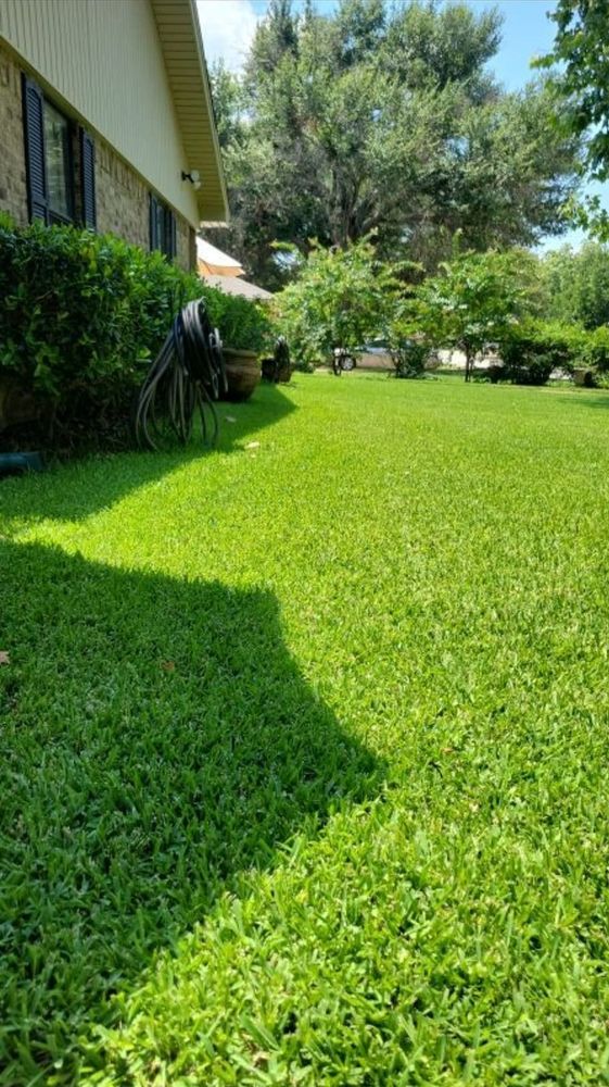 Our Fertilization service provides your lawn with the essential nutrients it needs to thrive and look its best. Let us help you get a lush, healthy yard! for JBC Mowing in Cedar Creek Lake, Texas