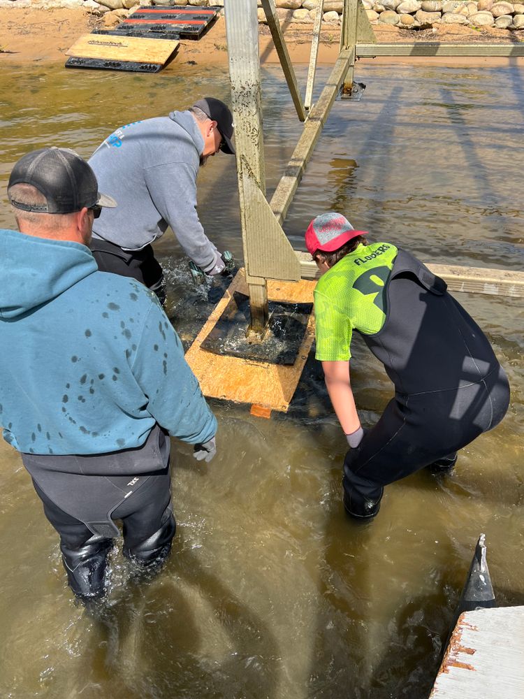 Boat lift Installation for Wagner's Lift & Dock Shop LLC in Watervliet, MI
