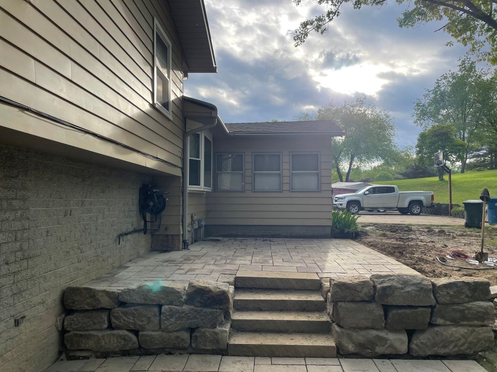 Natural Stone Hardscape for Youngstown Landscape and Design LLC in Canfield, OH