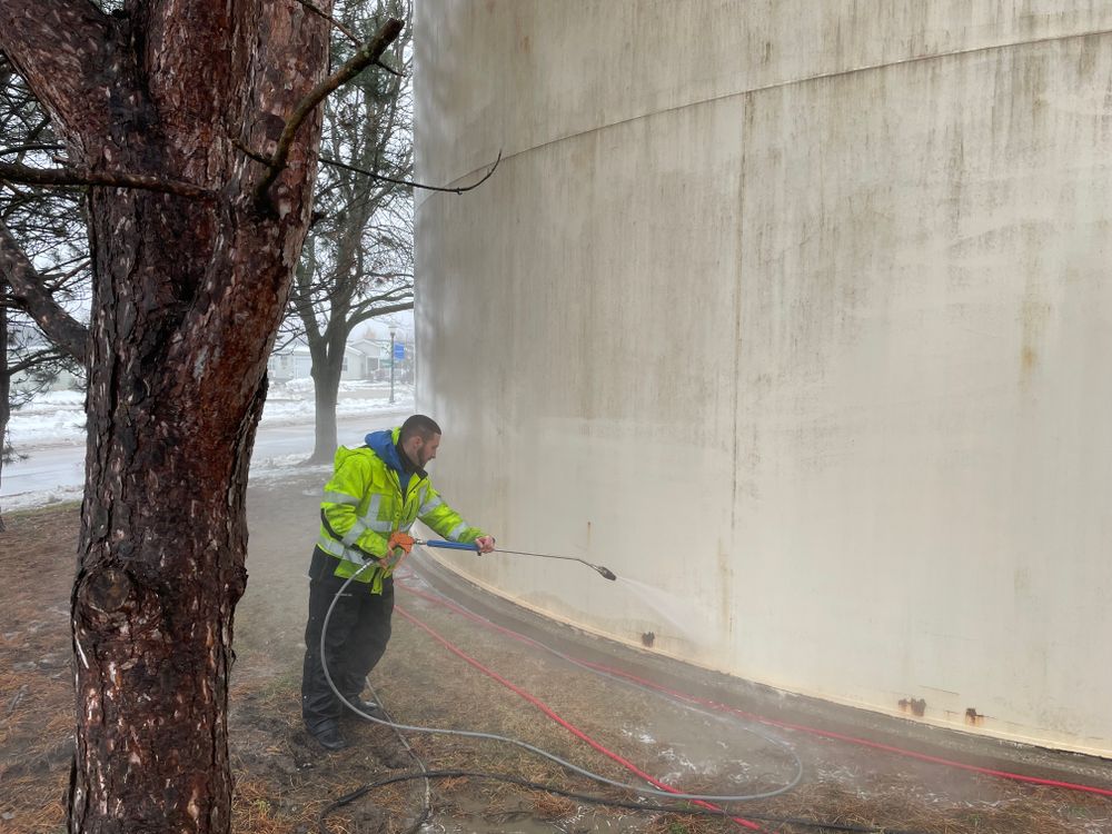 Pressure Washing for Premier Partners, LLC. in Volo, IL