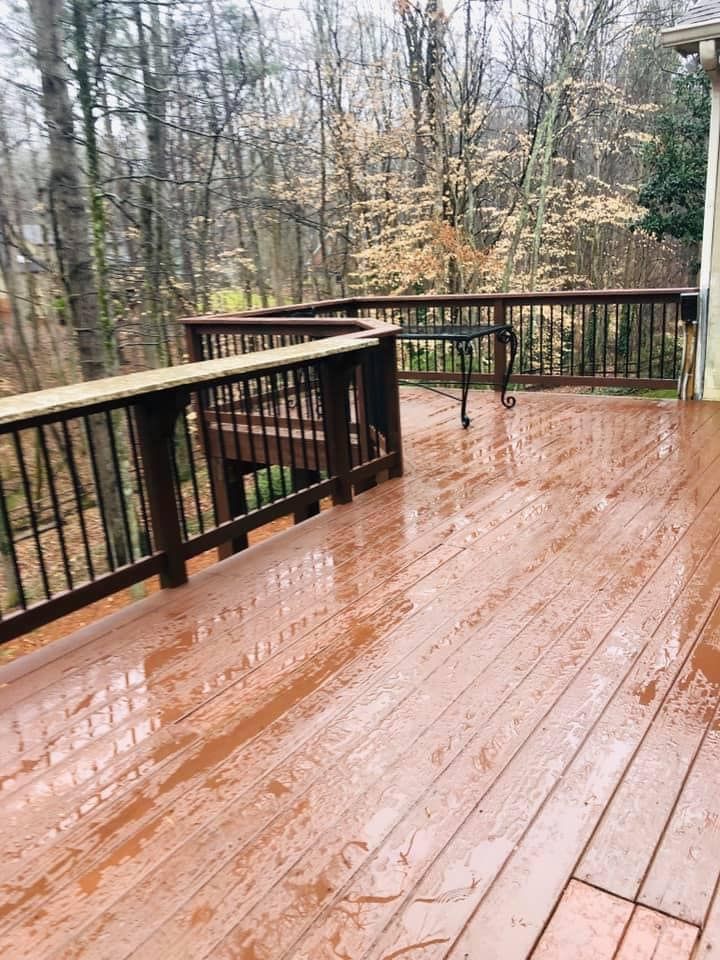 Pressure Washing & Soft Wasching for Five Star Pro Exteriors in Philadelphia, PA