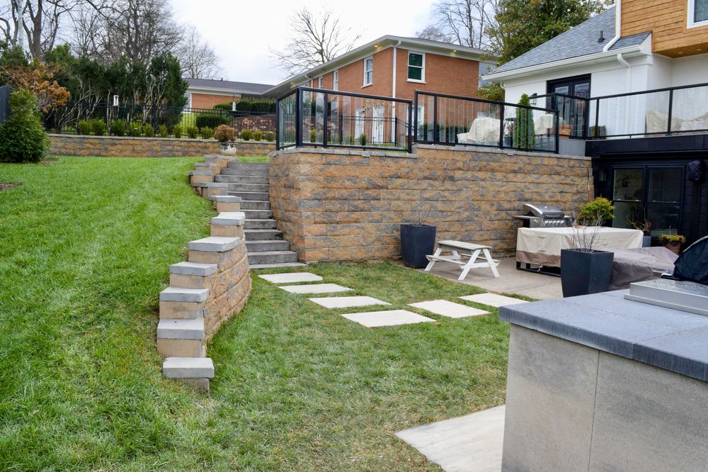 Retaining Walls for Lamb's Lawn Service & Landscaping in Floyds Knobs, IN