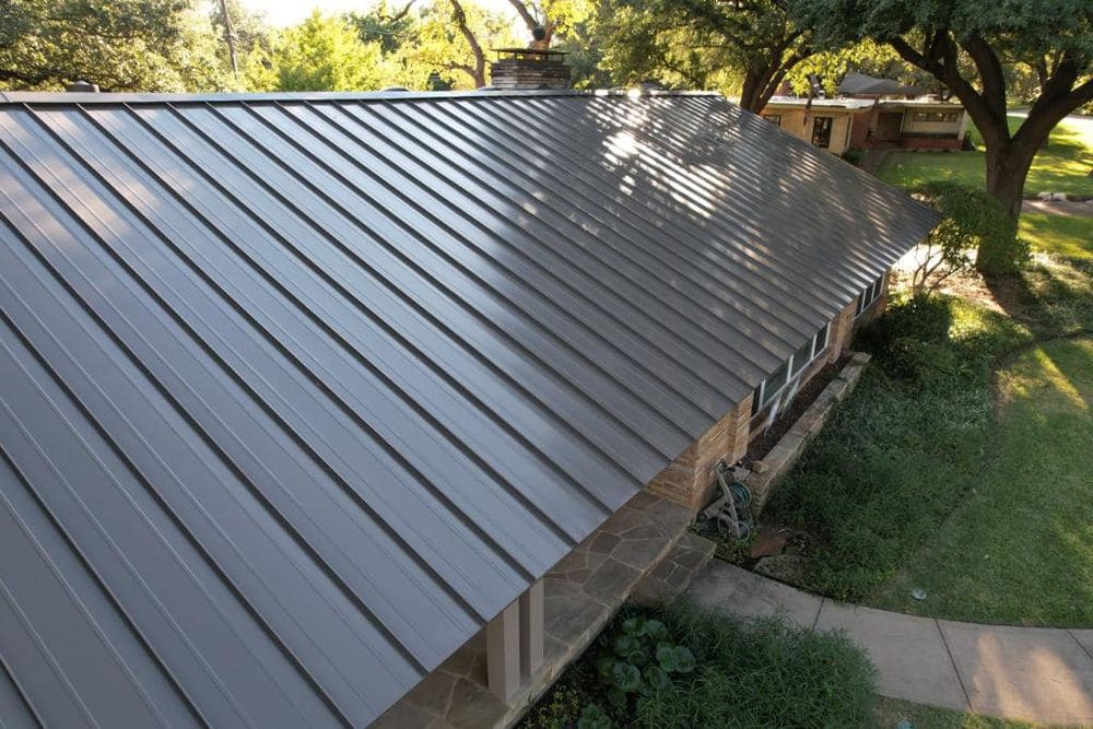 Roofing for M&H Metal and Roofing LLC  in Corsicana, TX