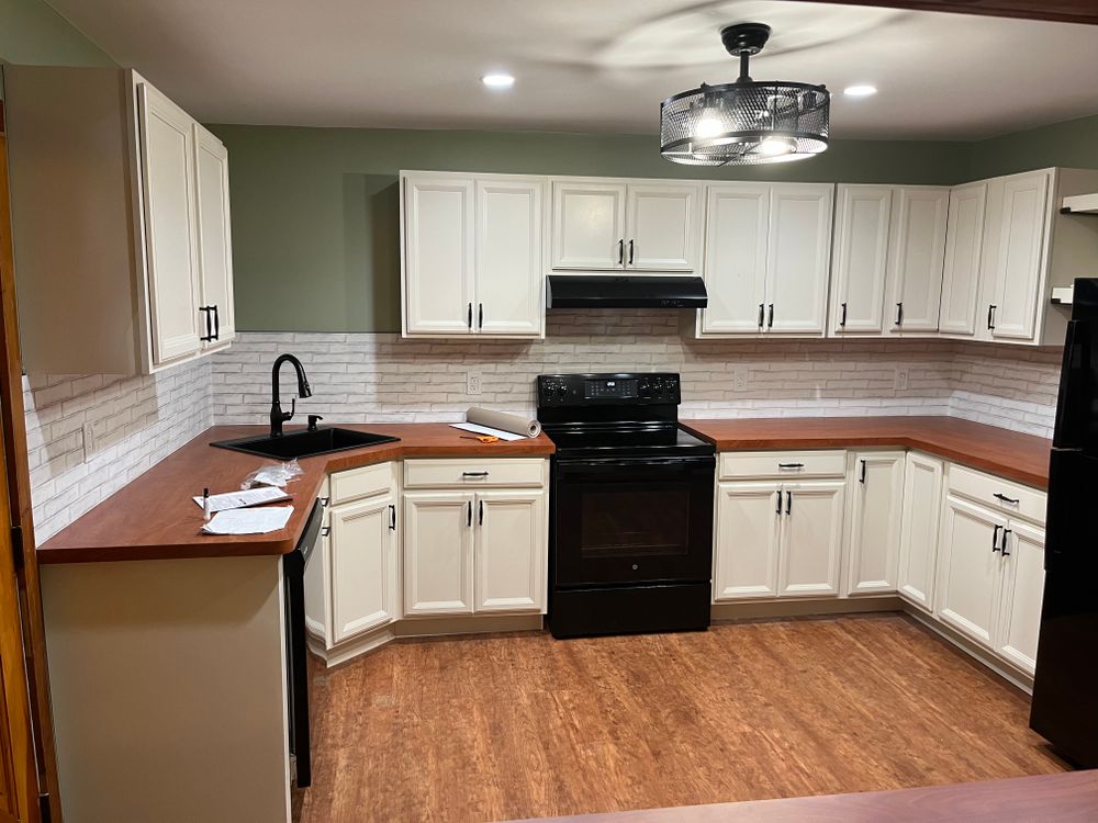 Kitchens for Laura Mae Properties in Wolcott, CT