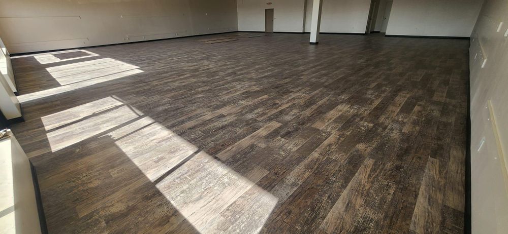 All Photos for Cut a Rug Flooring Installation in Lake Orion, MI