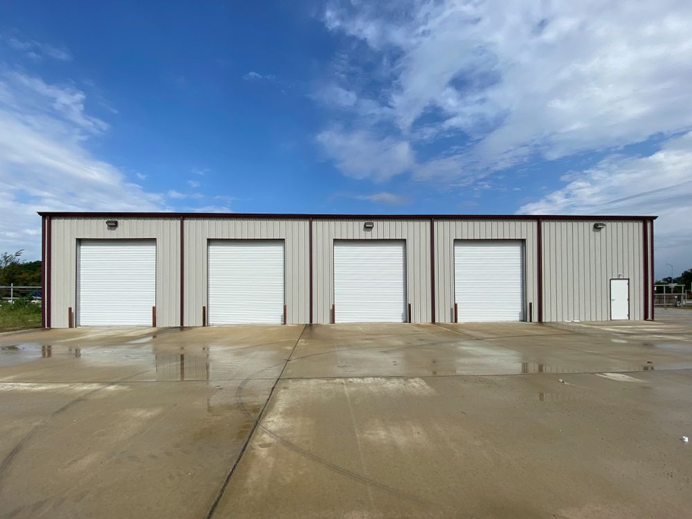 Contracting for Gulf Builders in Houston, TX