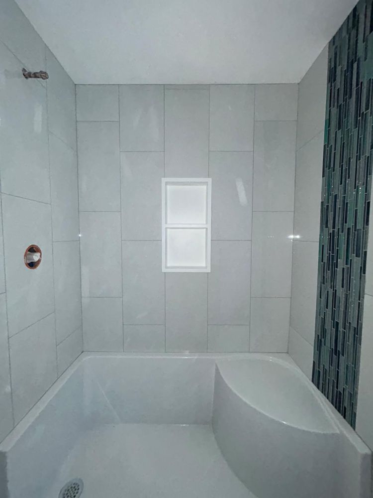 Bathroom Tiling for VersaTile in Deerfield, NH