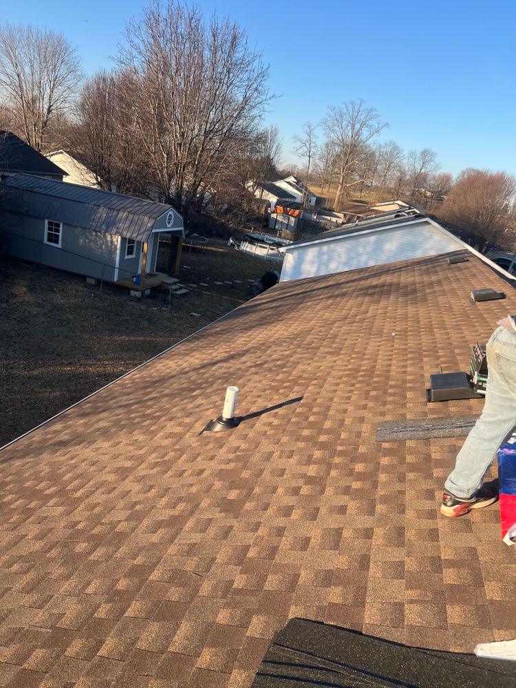 Roofing for Winchester Construction & Remodeling in Cave City, KY
