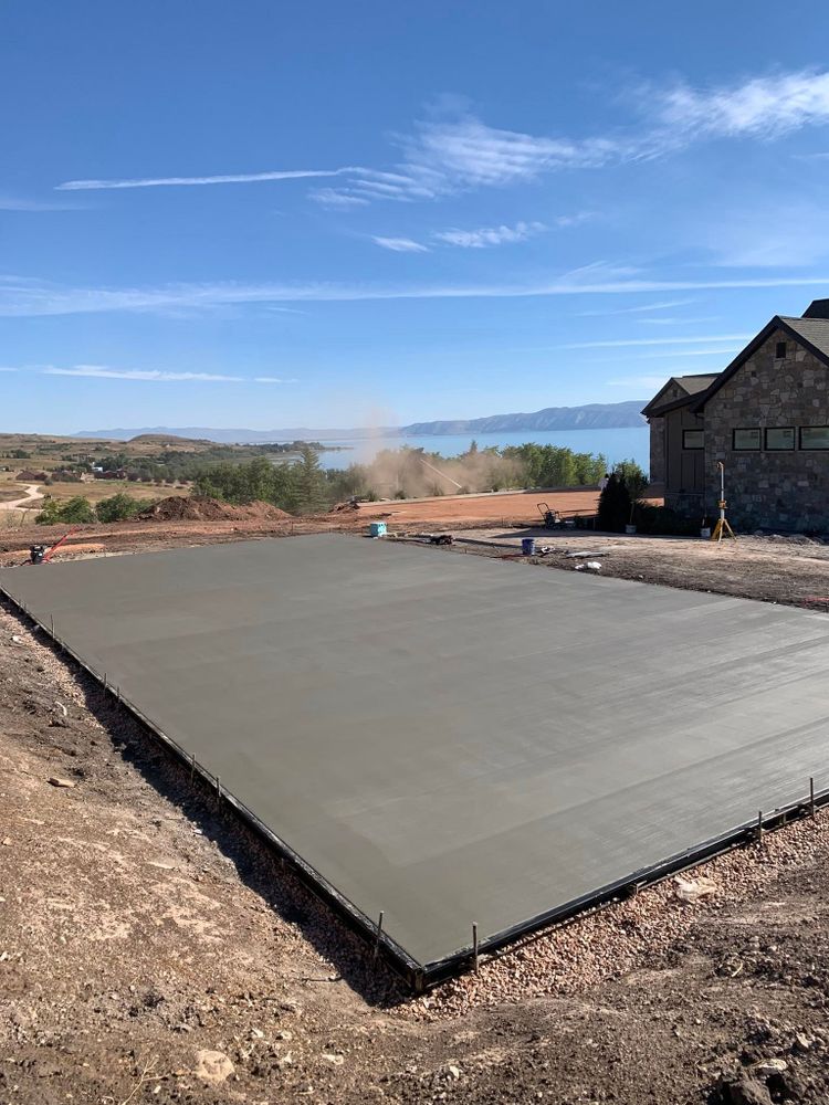 Concrete for Diamond Peak Concrete in Garland, UT