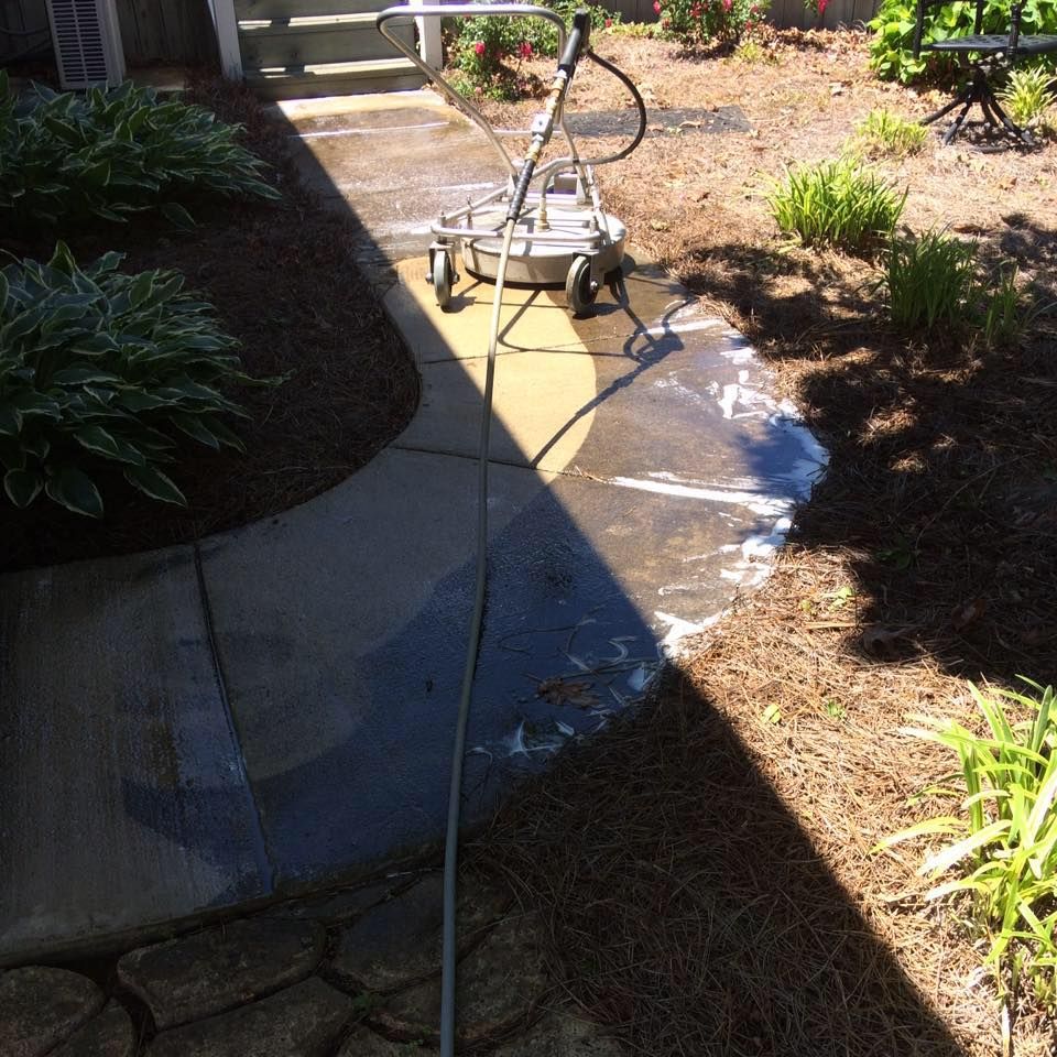 Rocky's Pressure Washing & Lawn Care team in Mooresville, NC - people or person
