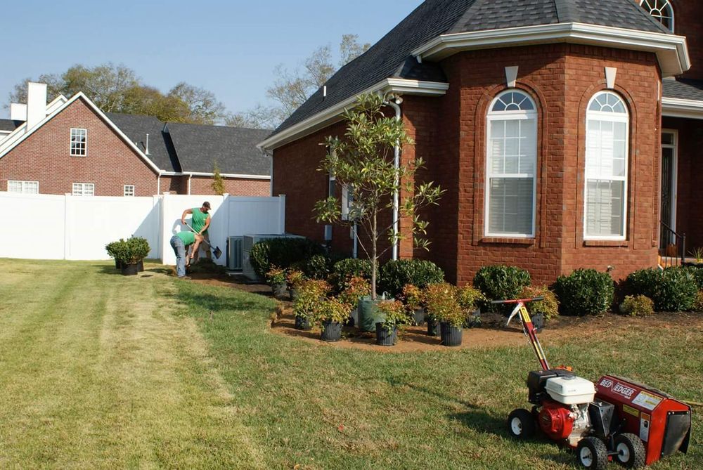 Mulch and Fertilization for Adams Lawn Service & Landscaping, Inc. in Shelbyville, TN