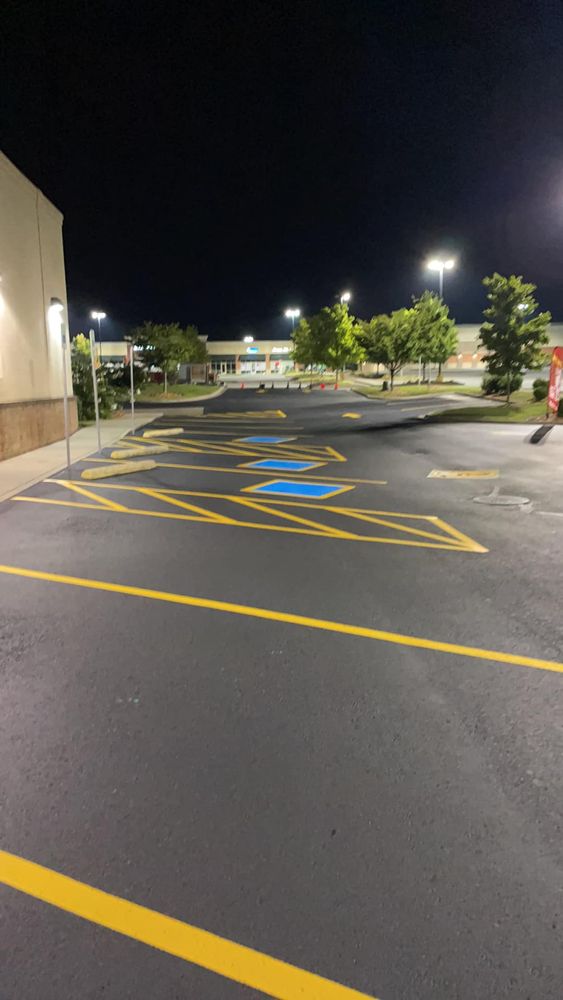 Parking Lot Striping for Clear Choice Asphalt Services  in Paducah, KY