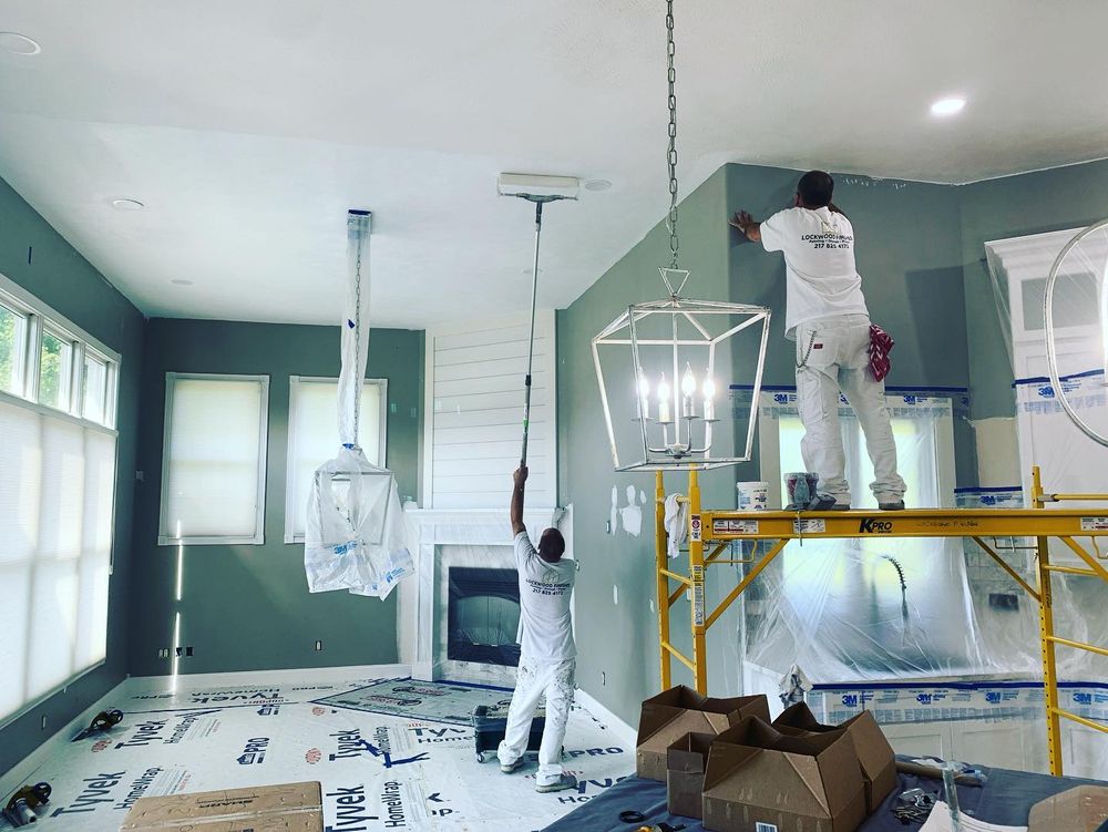 Our Interior Painting service is professional and thorough. We work with you to choose the right color and style for your home, and our experts will paint your walls with precision and care. We'll make sure your home looks beautiful and inviting after we're done! for LOCKWOOD FINISHES in Springfield, IL