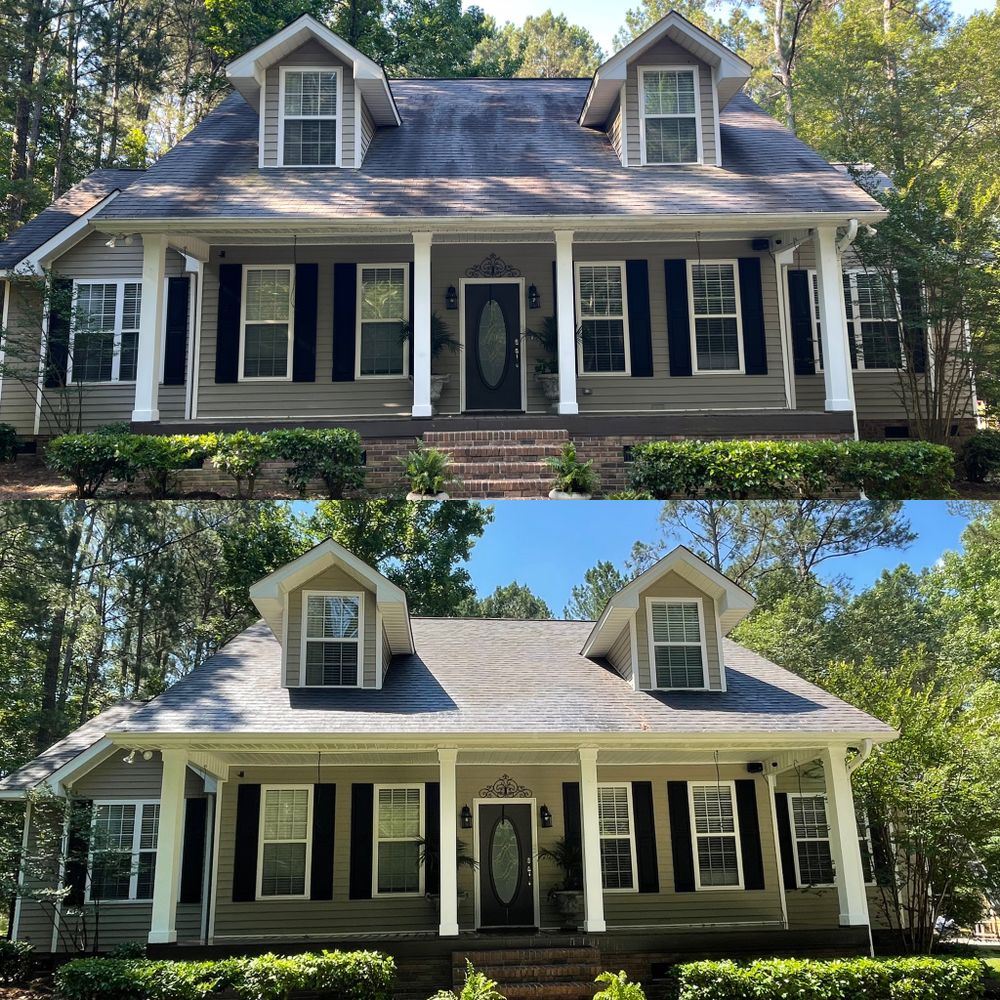 A clean roof leaves your house looking beautiful and helps prolong roof life. You can count on us to get a thorough job, professionally and well done. for Palmetto Pride Softwash in Lexington, SC