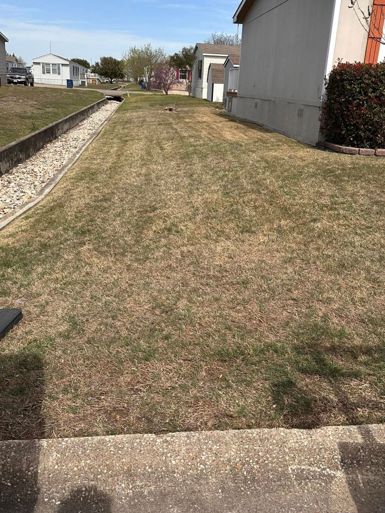 Hardscaping Landscaping for M-Owensby Lawn Care in New Braunfels, TX