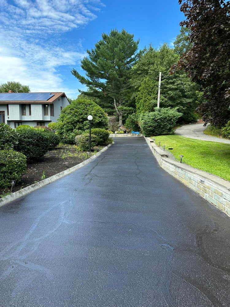 Asphalt Paving and Sealcoating for Curb Appeal Asphalt Paving and Sealcoating  in Rhode Island, Rhode Island